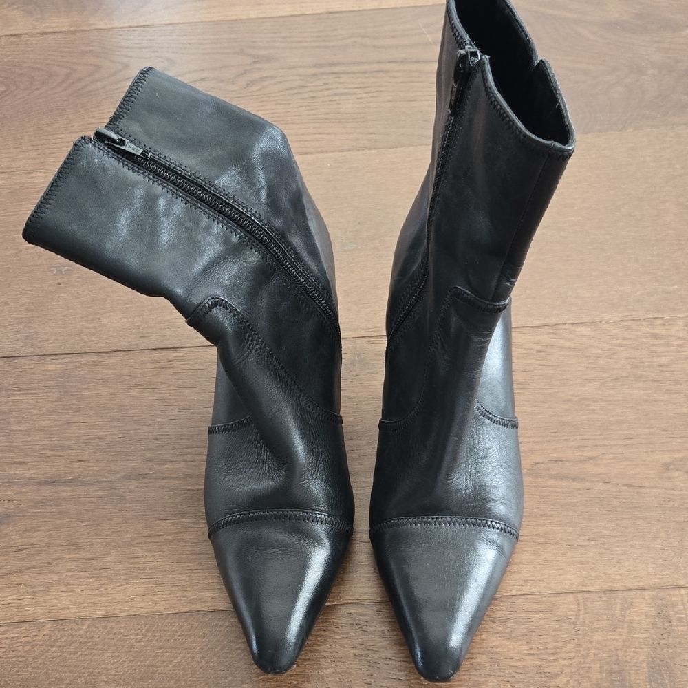 Worthington Sleek Black Ankle Booties - Picture 9 of 9